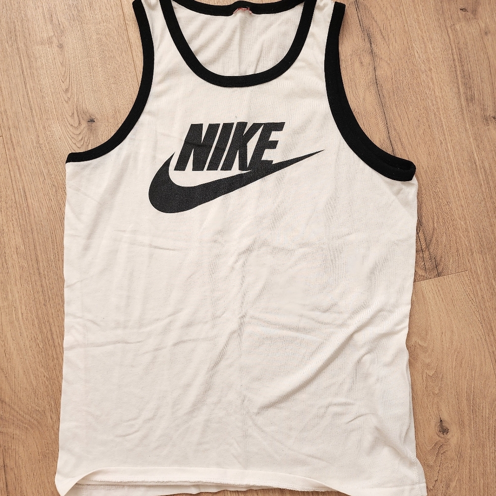 Nike cutoff